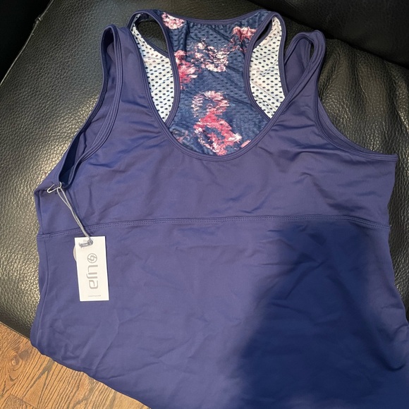 Lija Women's Racer Tennis Tank in Mystic Navy/Flowers size XL - Picture 2 of 6